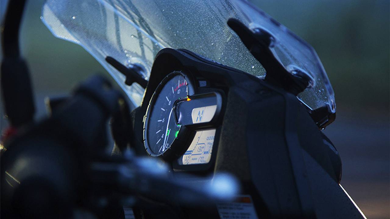 2014 Suzuki V-Strom 1000 ABS (instrument)