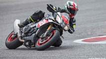 Grab the Bull by the Horns: Riding the 2017 Aprilia Tuono