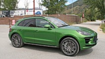 2019 Porsche Macan Turbo facelift spy photo