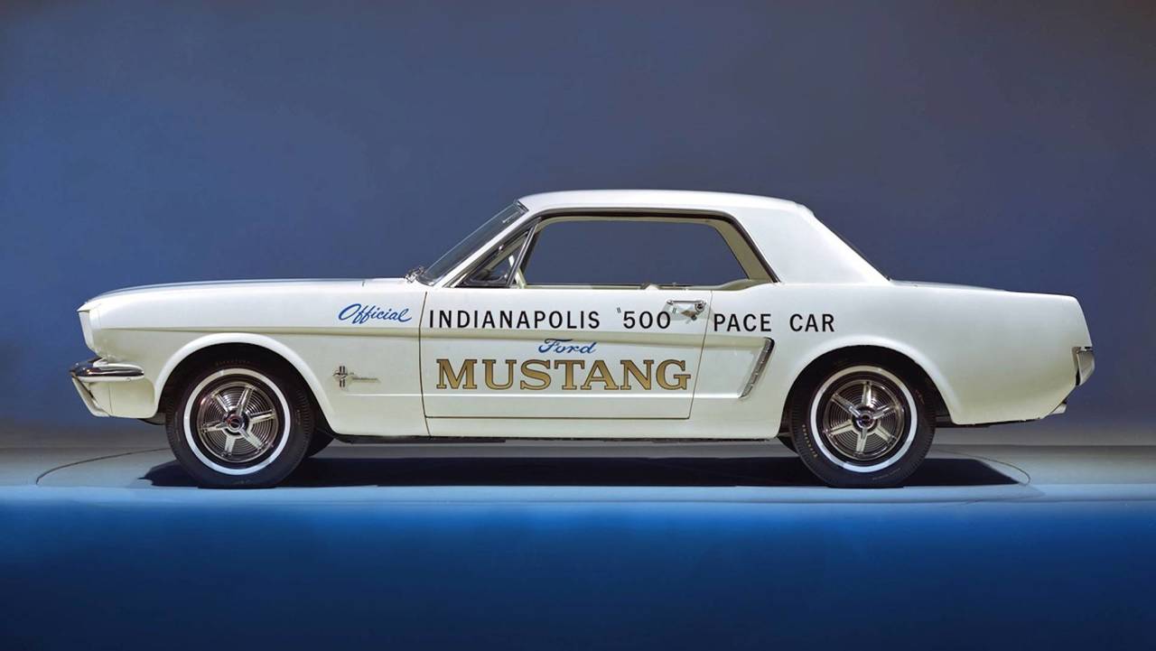 Indy Luxury Motorsports >> 15 Best Indy 500 Pace Cars Of All Time Indy Luxury Motorsports >> 15 Best Indy 500 Pace Cars Of All Time