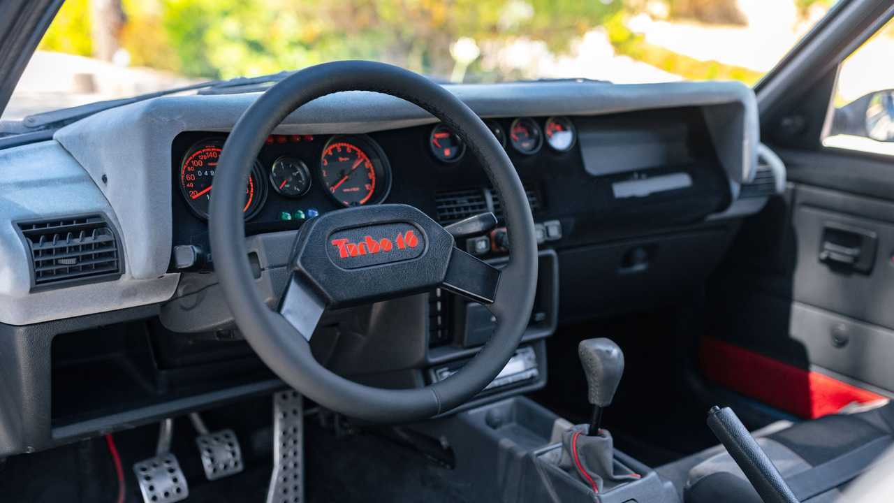 Peugeot 205 T16 Pioneer
