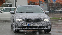 2017 BMW 5 Series Touring spy photo