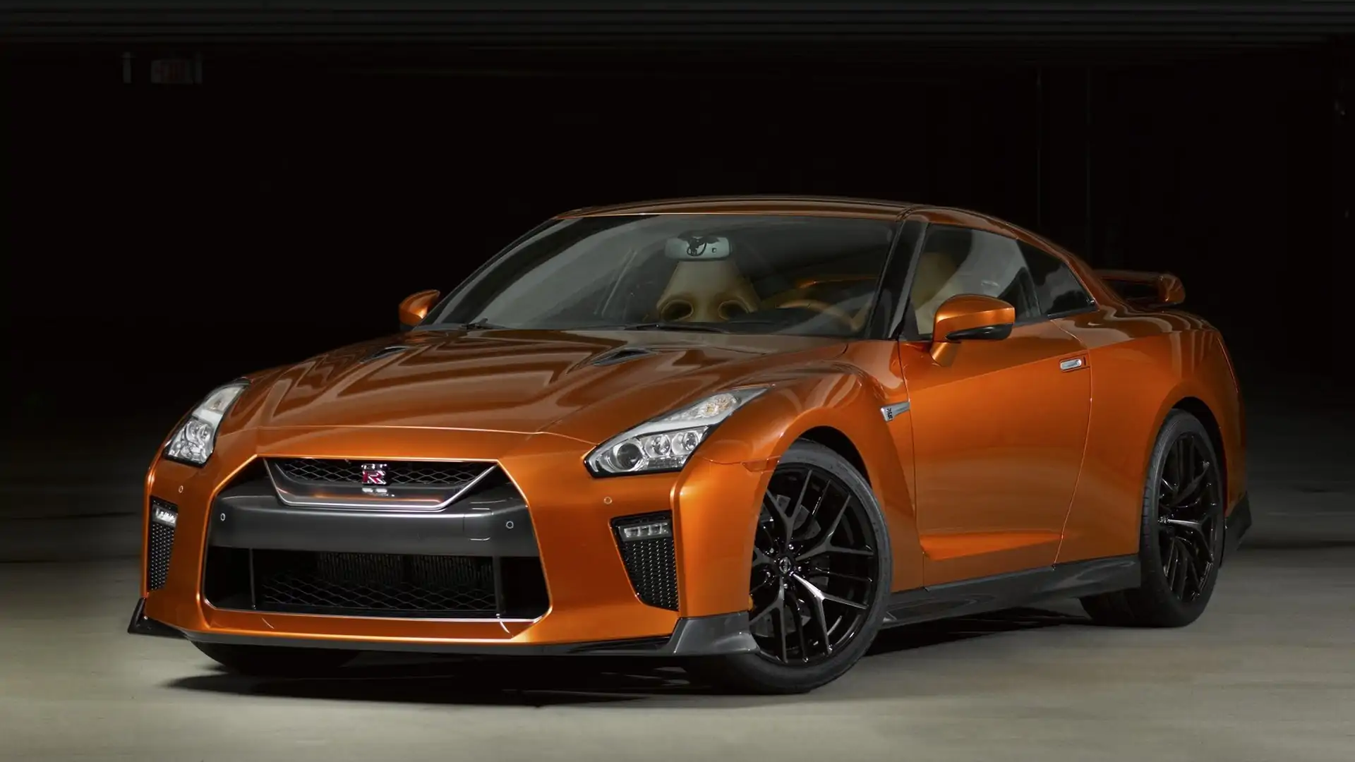 17 Nissan Gt R Premium Kicks Off At 111k 17 Nissan Gt R Premium Kicks Off At 111k
