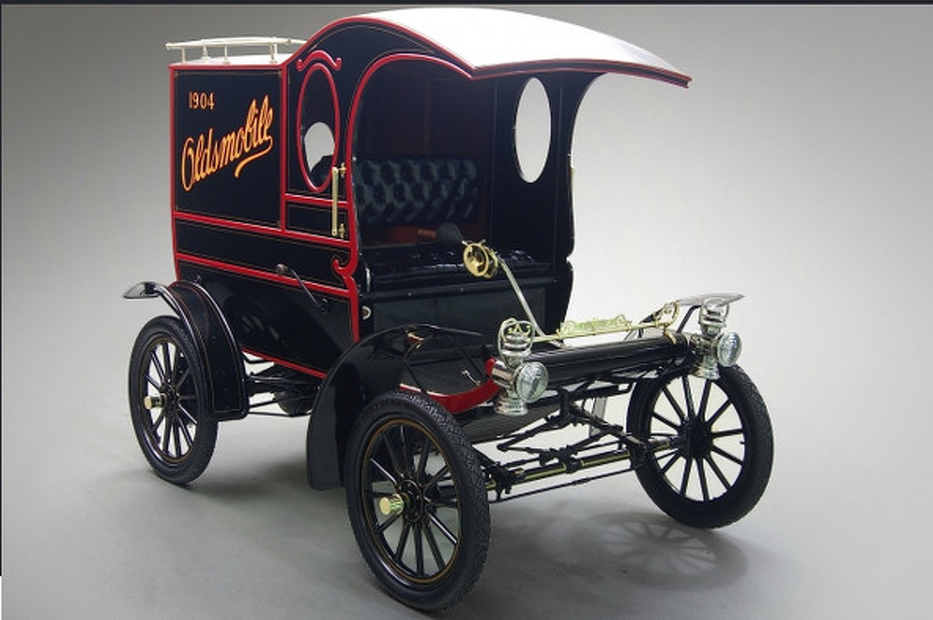 Know Your Niche: The Brass Era of Automobiles