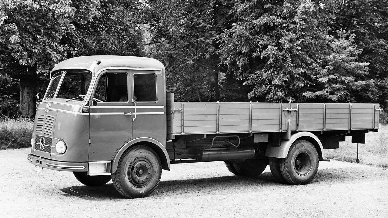 Vor 70 Jahren: Premiere des Schwerlastwagens Mercedes-Benz L 6600 und Omnibus O 6600
