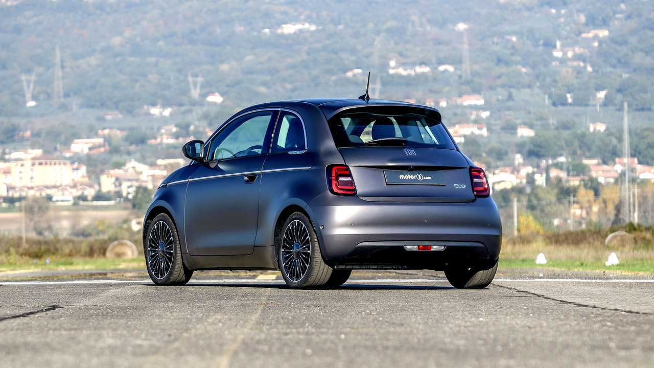 Drag Race 500, tutte le Fiat 500 contro tutte