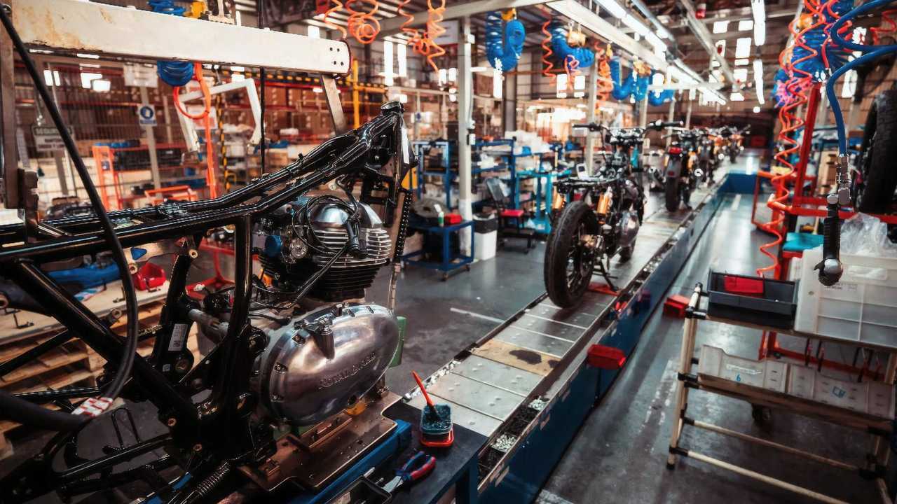 Royal Enfield Argentina Assembly Line - Alternate
