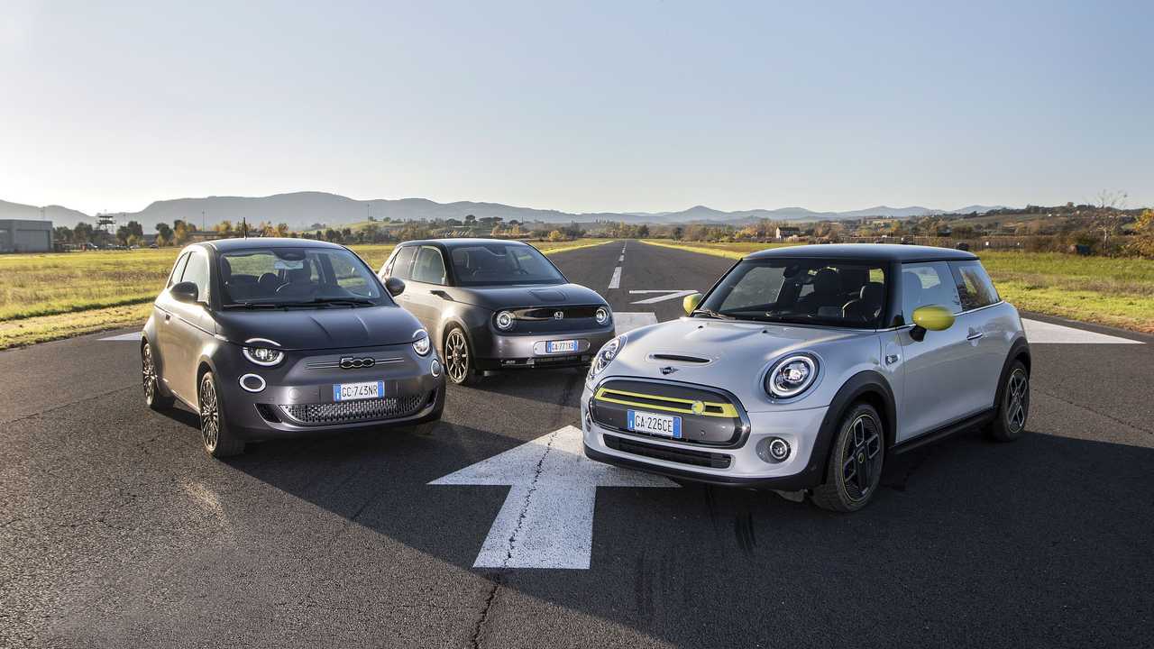 Drag Race | 500e VS Mini VS Honda e