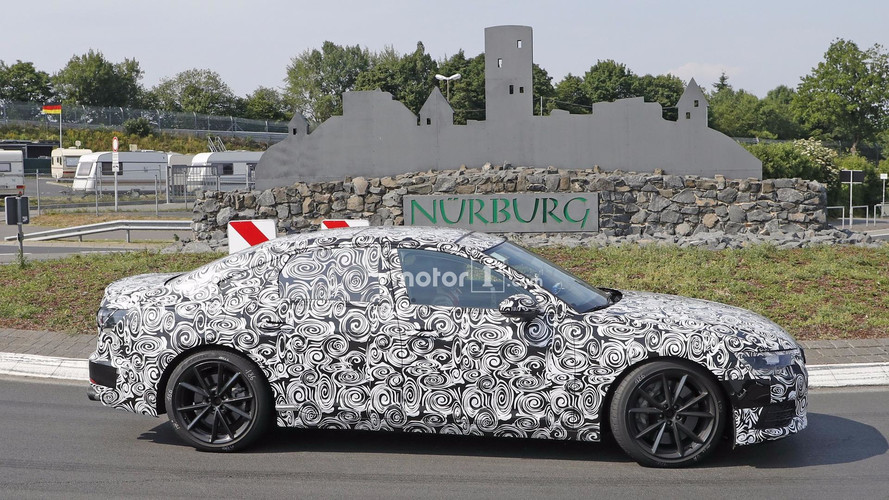 2019 Audi S6 spy photo