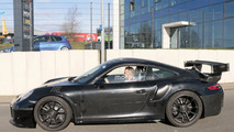 2018 Porsche 911 GT2 spy photo