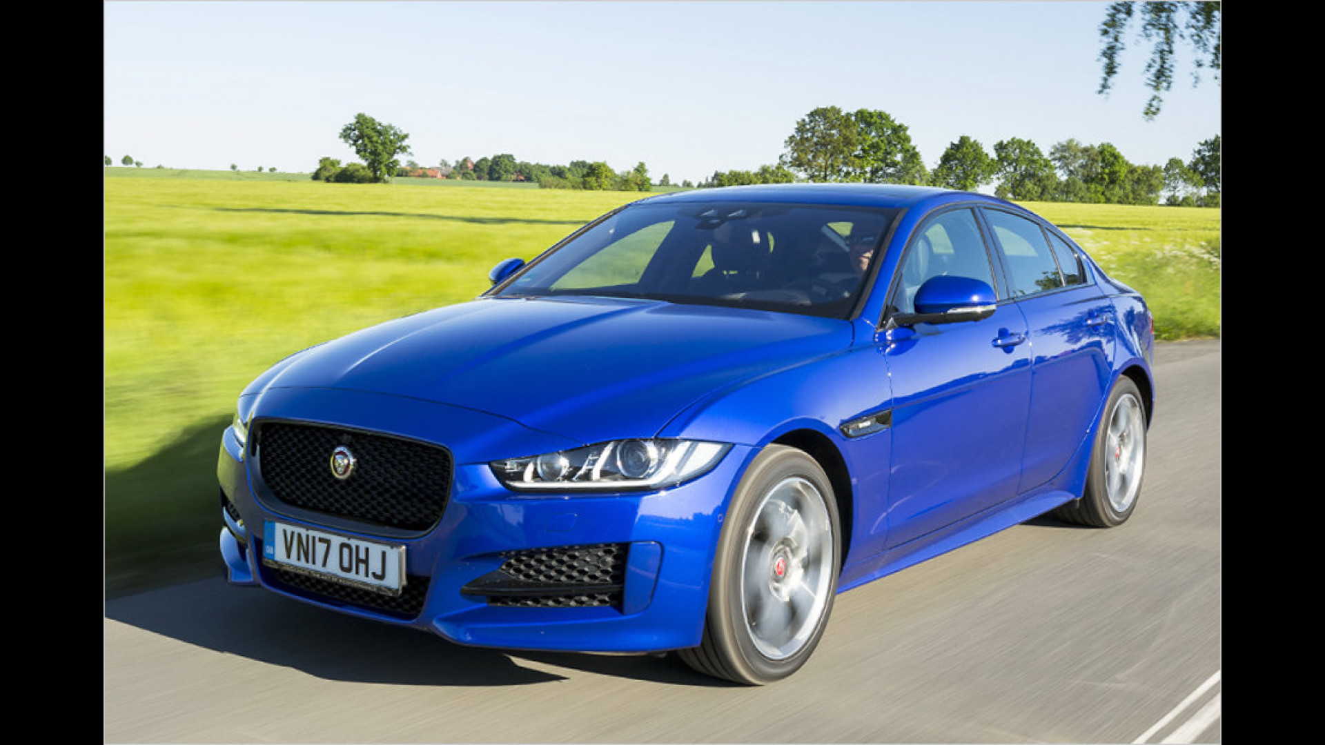 Jaguar xe 2018