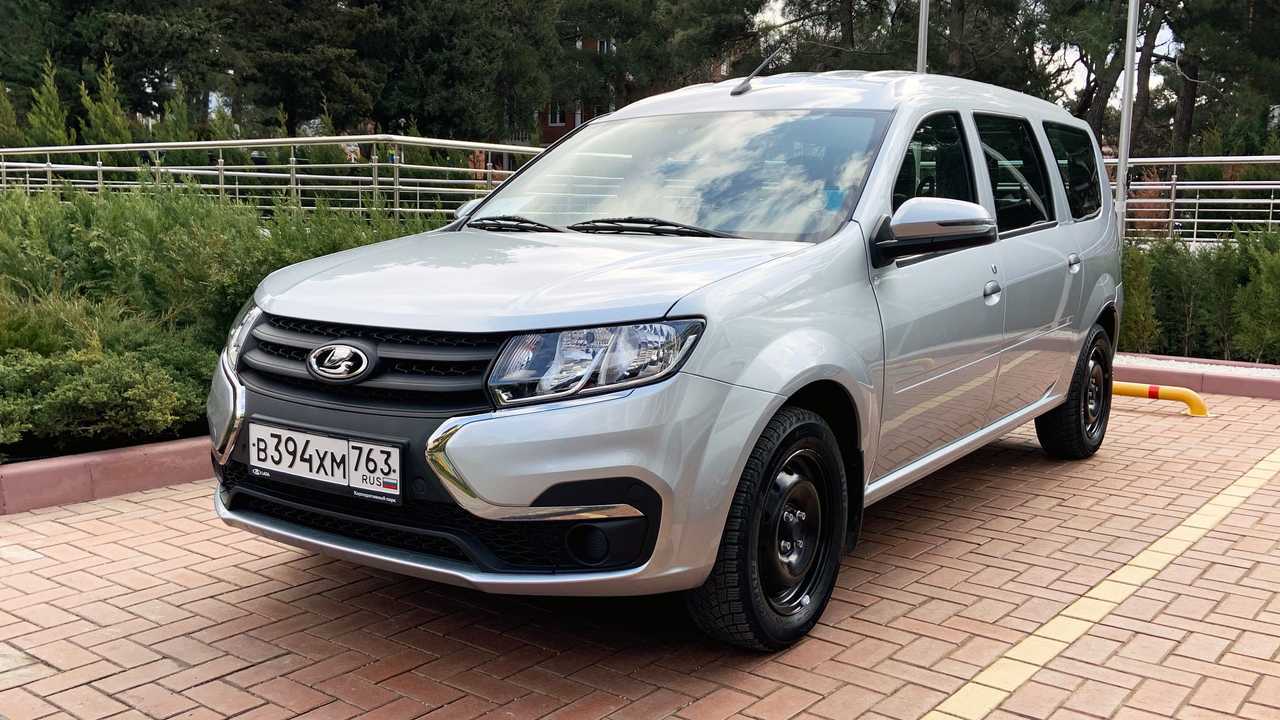 Базовая комплектация Lada Largus