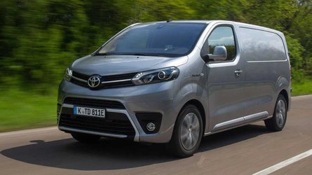 Toyota Proace Electric: E-Transporter nun auch mit Toyota-Logo