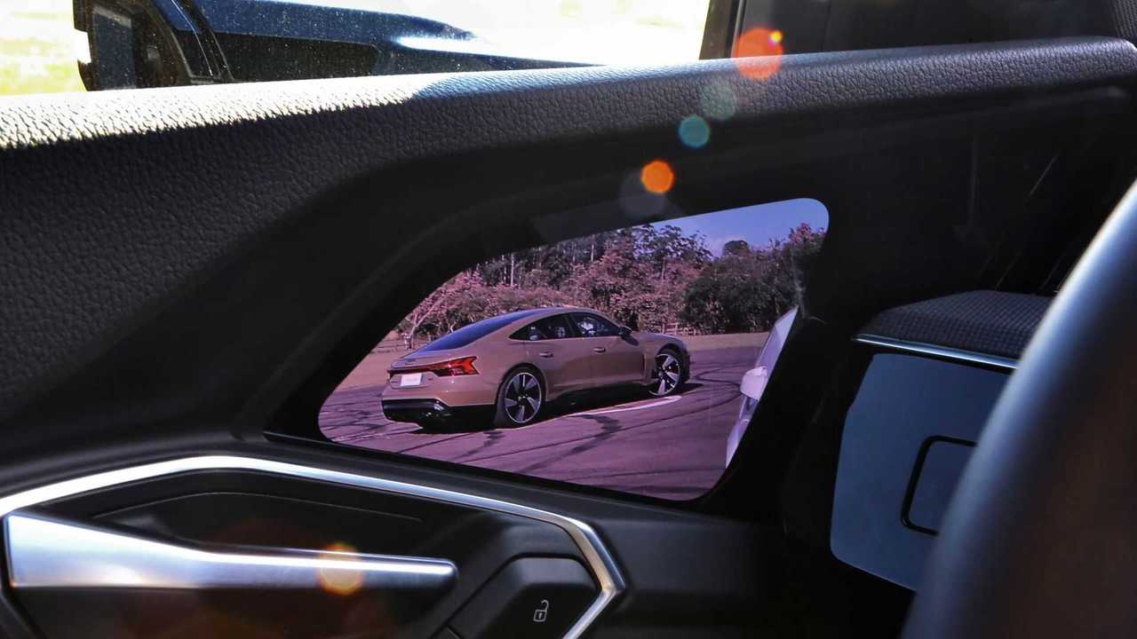 Audi e-tron S Sportback - impressões ao dirigir - retrovisor