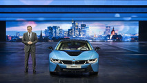 BMW i8 production version live in Frankfurt 10.09.2013