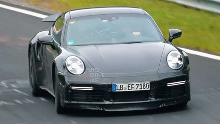 Yeni Porsche 911 Turbo prototipleri detaylıca görüntülendi