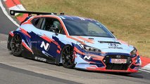 Hyundai Veloster N ortadan motorlu test aracı casus fotoğraf