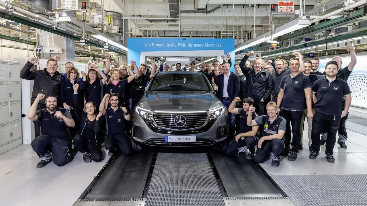 Mercedes Benz In Elektrikli Suv Si Eqc Nin Uretimine Baslandi