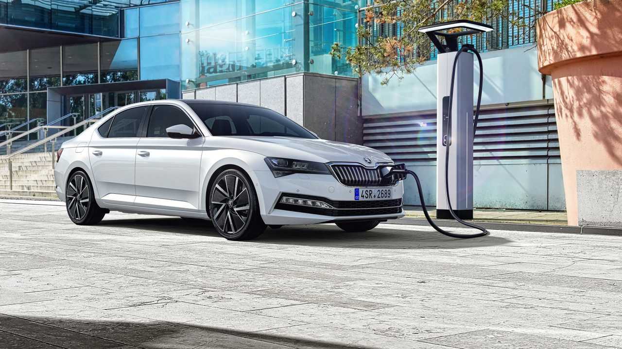 2020 Skoda Superb facelift