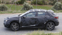 2016 Infiniti QX30 spy photo