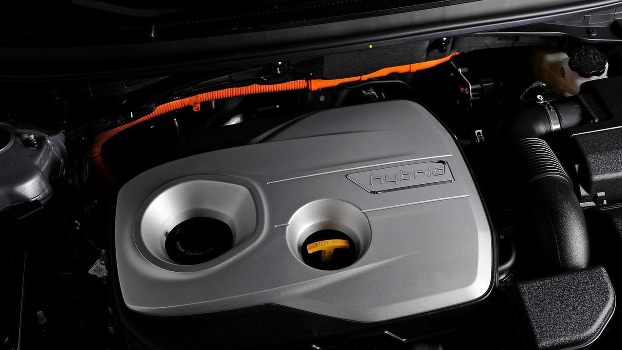 2016 Hyundai Sonata Plug In Hybrid Electric Vehicle Motor1 Photos 2016 Hyundai Sonata Plug In Hybrid Electric Vehicle