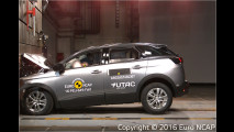 Crashtests: Mercedes und Peugeot