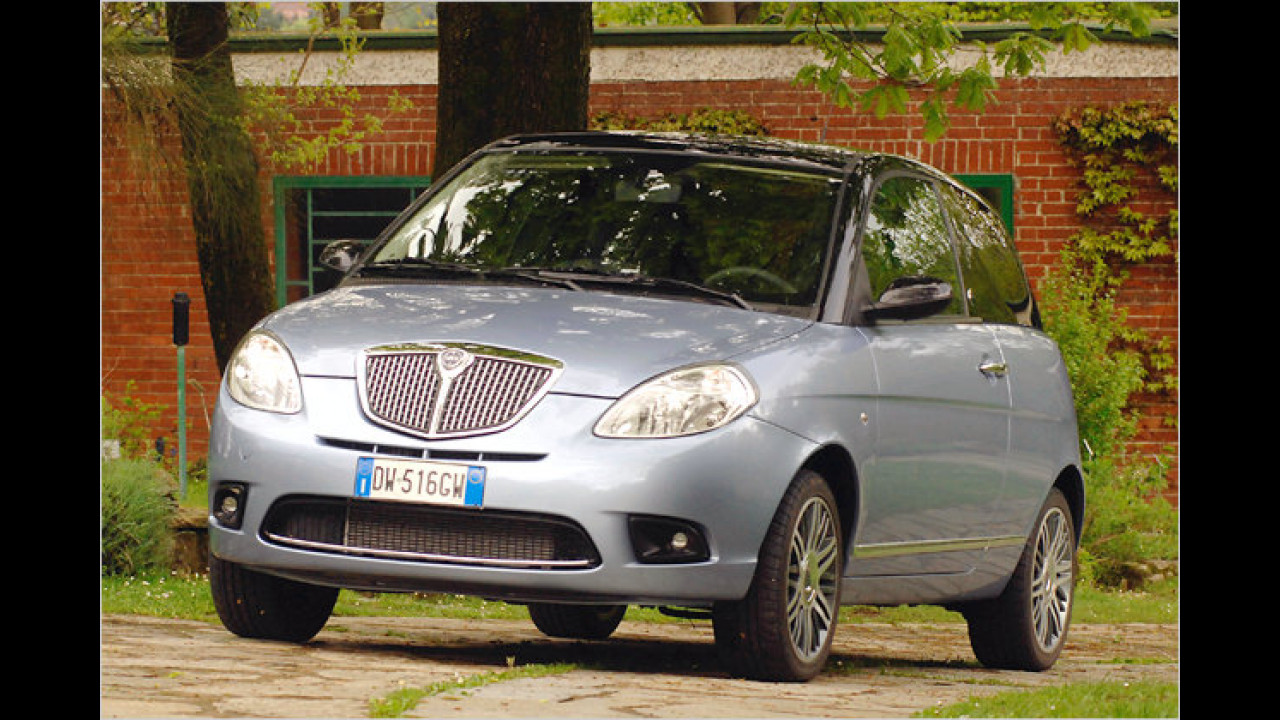 Lancia Ypsilon 1.2 8v