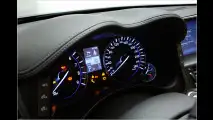Infiniti M37 startet