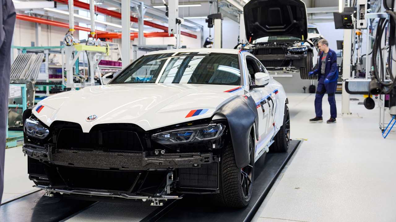 BMW 3.0 CSL üretimi  (2023)