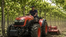Abbinare gomme e trattori specialistici ribassati nei vigneti a pergola