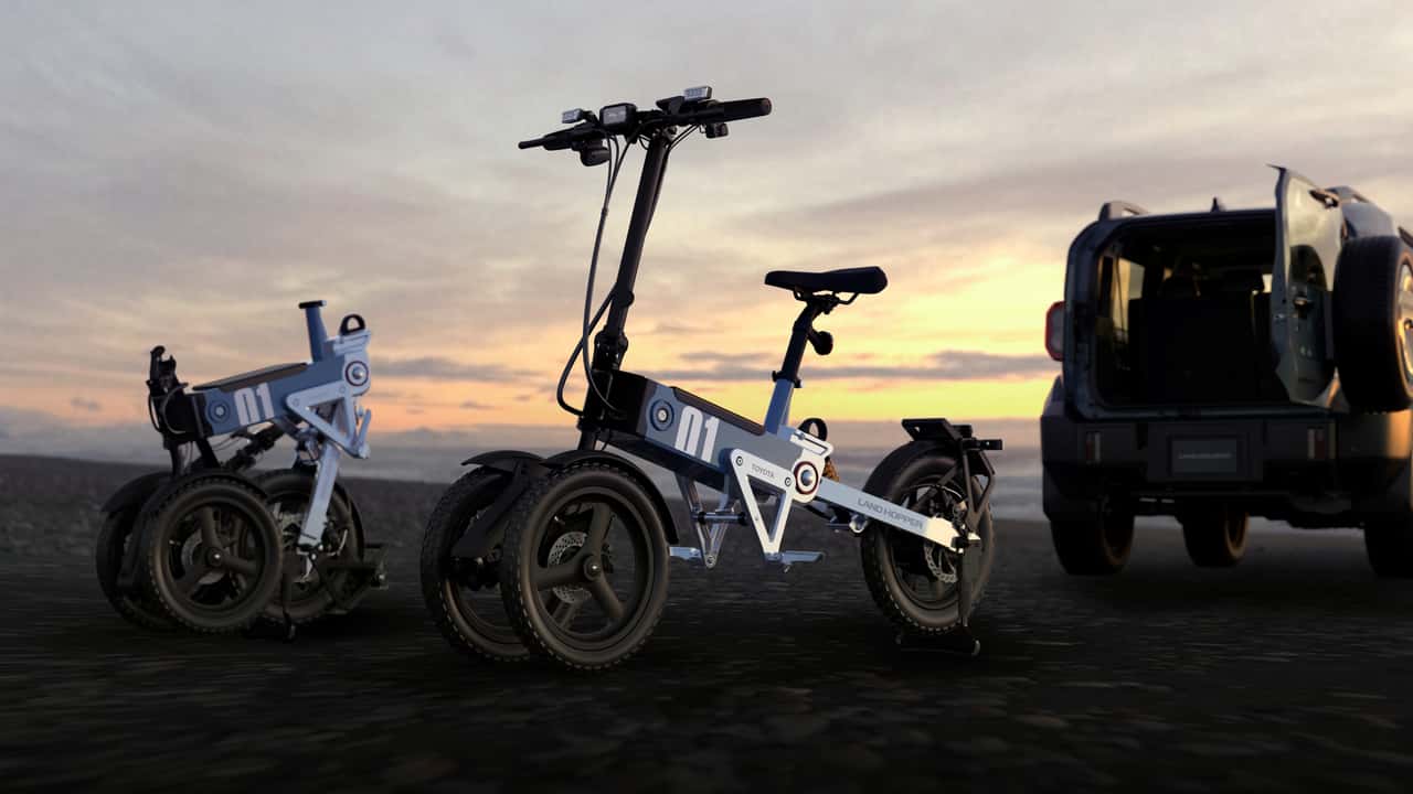 Toyota Land Hopper EV Scooter Concept