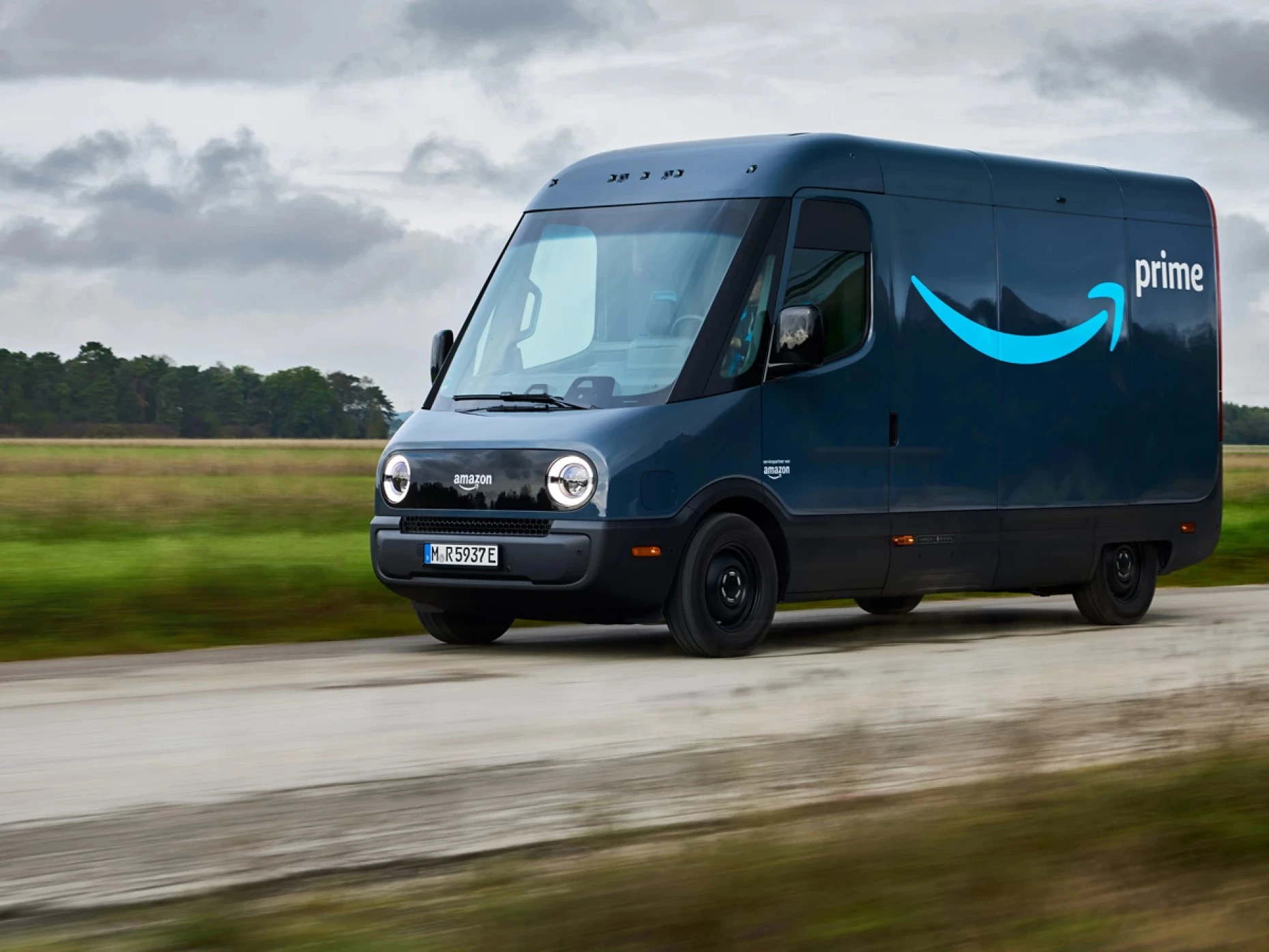 Amazon Now Has Over 50,000 Electric Delivery Vans In Its Fleet