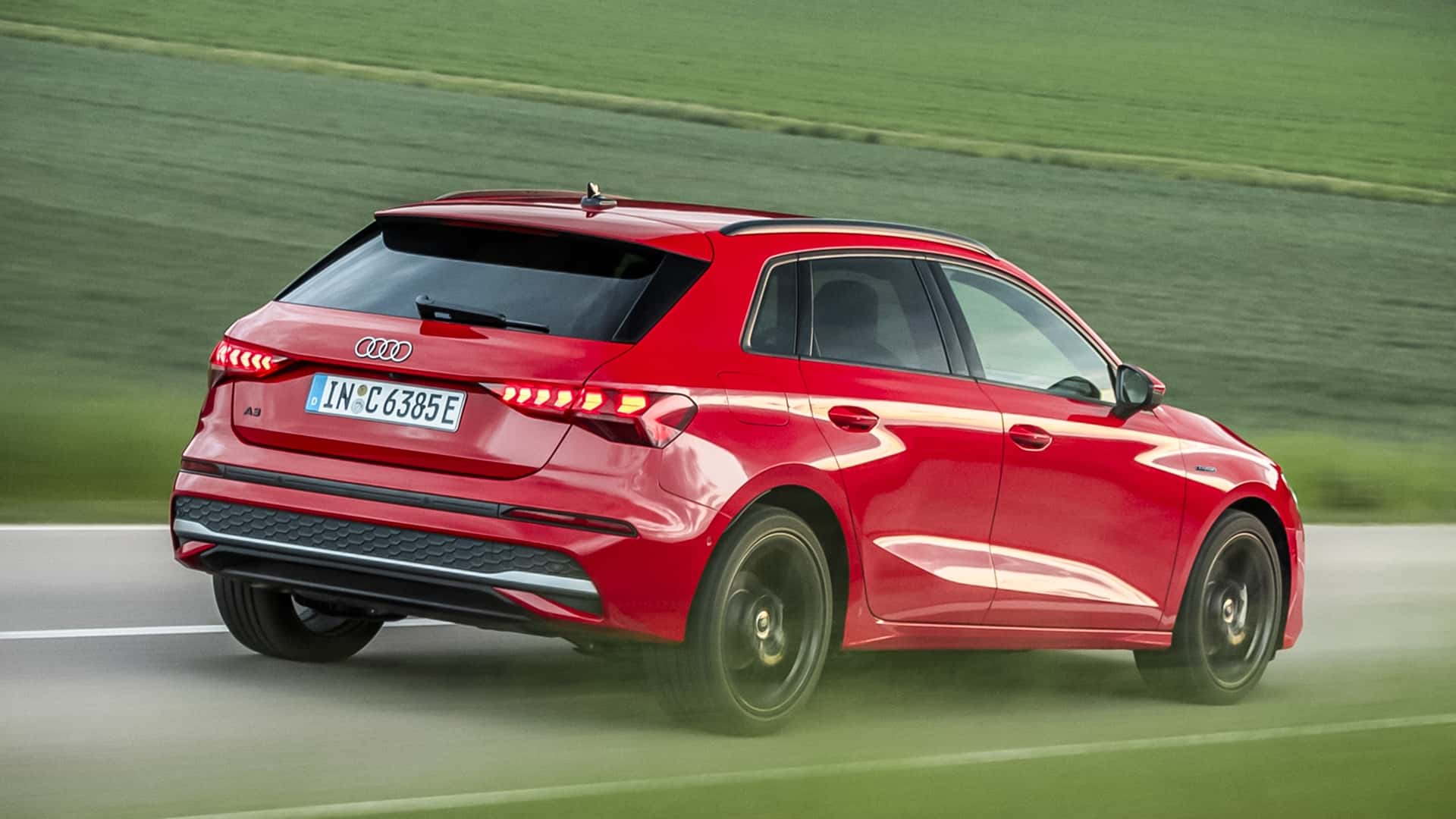 https://cdn.motor1.com/images/mgl/eo7Zp8/s1/audi-a3-sportback-e-hybrid-2026.jpg