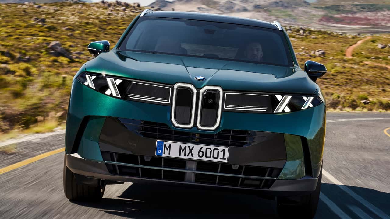 2027 BMW X5 40