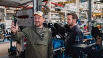 Der 'Elektrotucker' Tobi Wagner übernimmt seinen eActros 600 für die geplante Weltumrundung