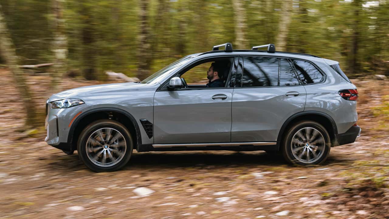2025 BMW X5 With Off-Road Package Review - Exterior 19