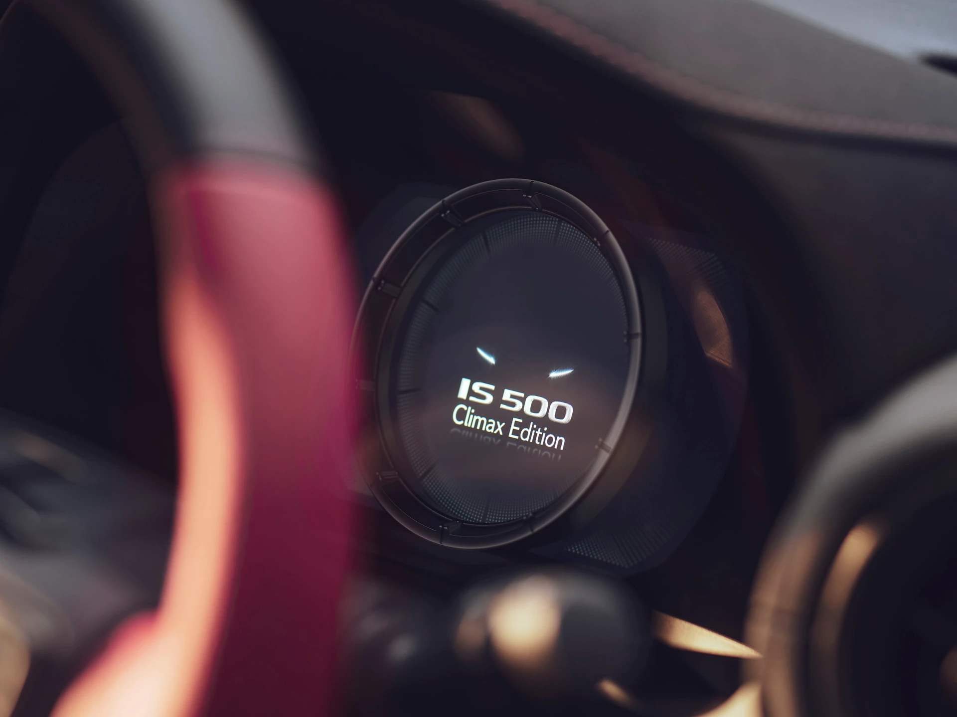 Lexus, IS500 için 