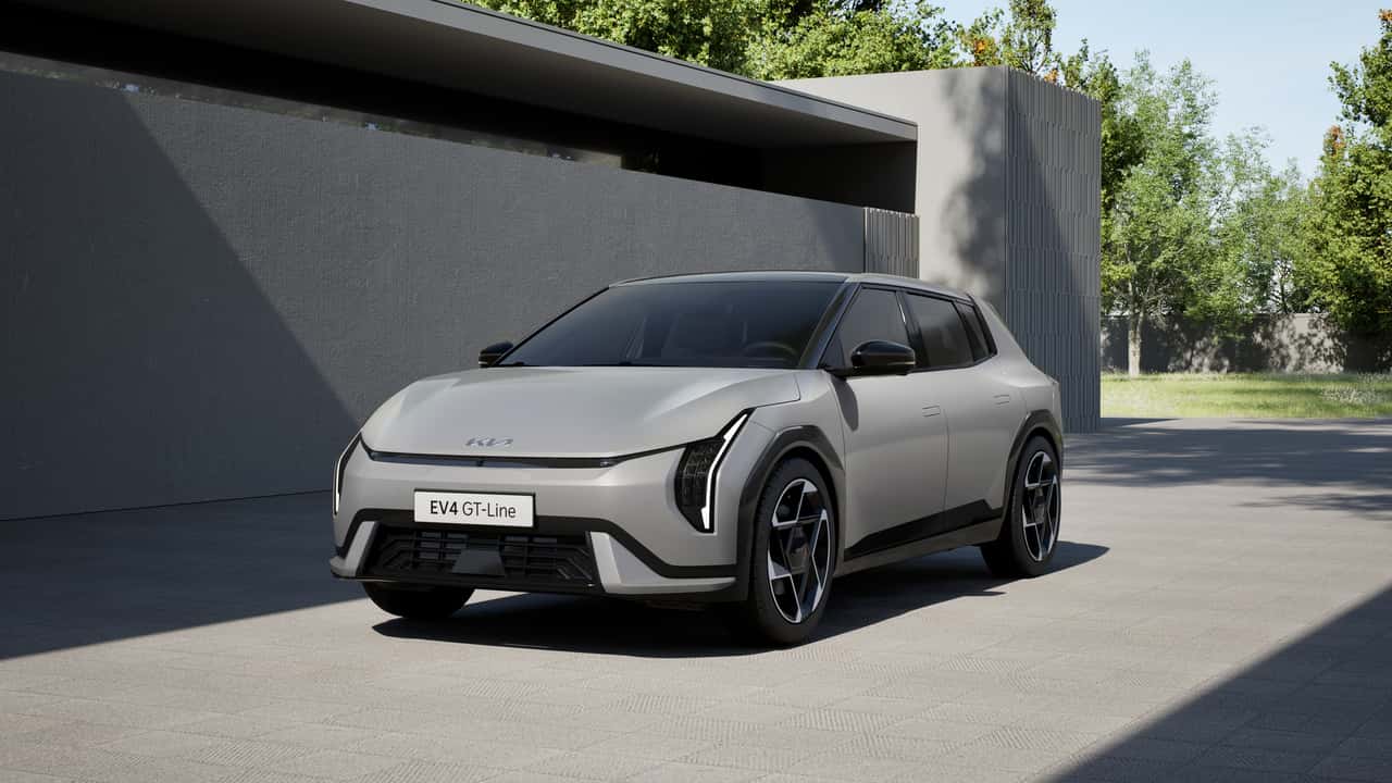 Kia EV4 İlk Resmi Görseller