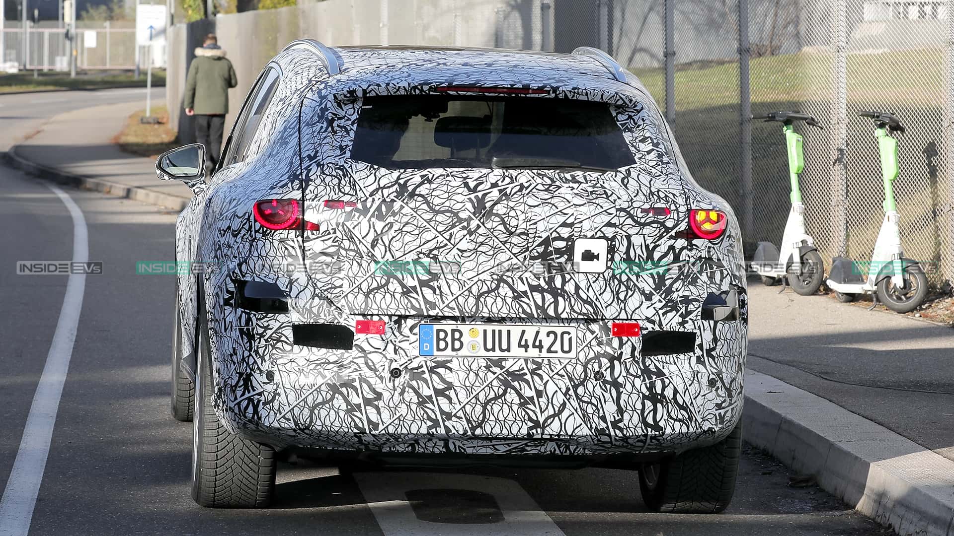 mercedes-glc-ev-2026-erlkonigfotos.jpg