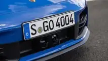 Porsche 911 Carrera (2024) put to the test