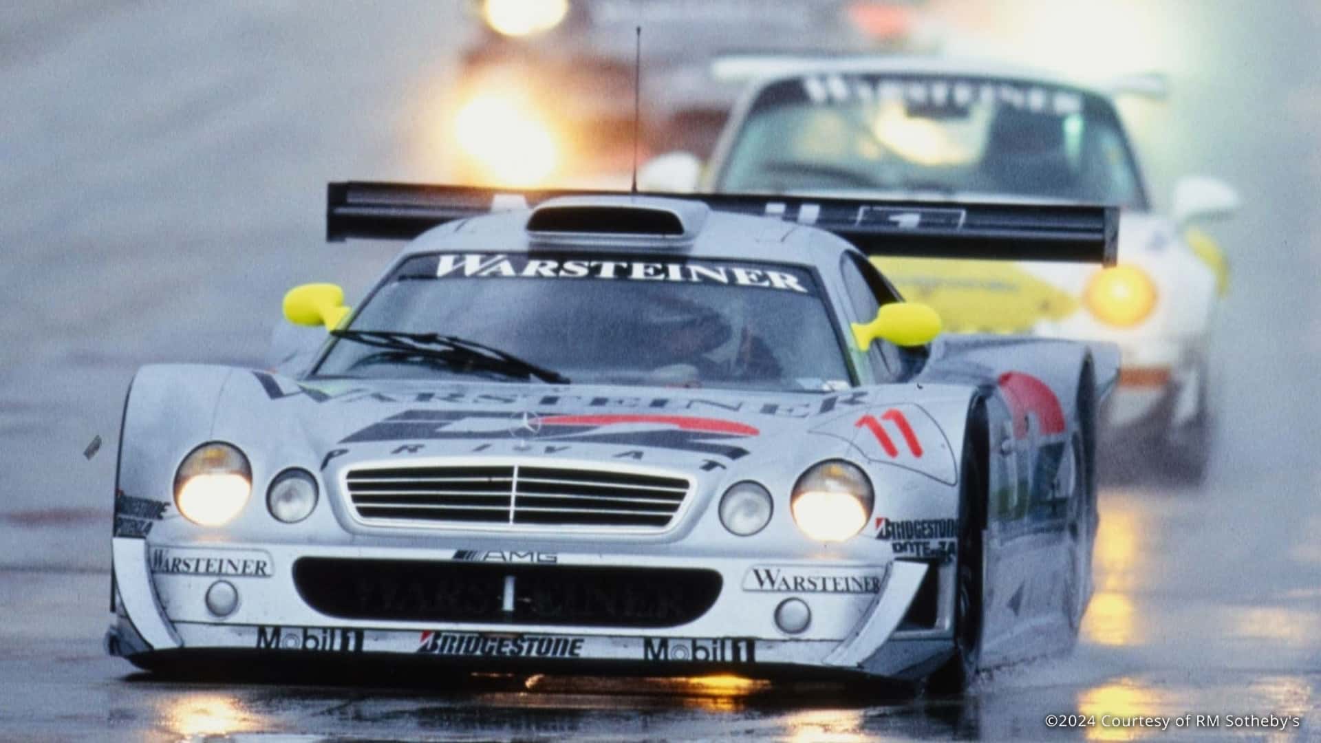 Une Mercedes CLK GTR GT1 rare mise en vente