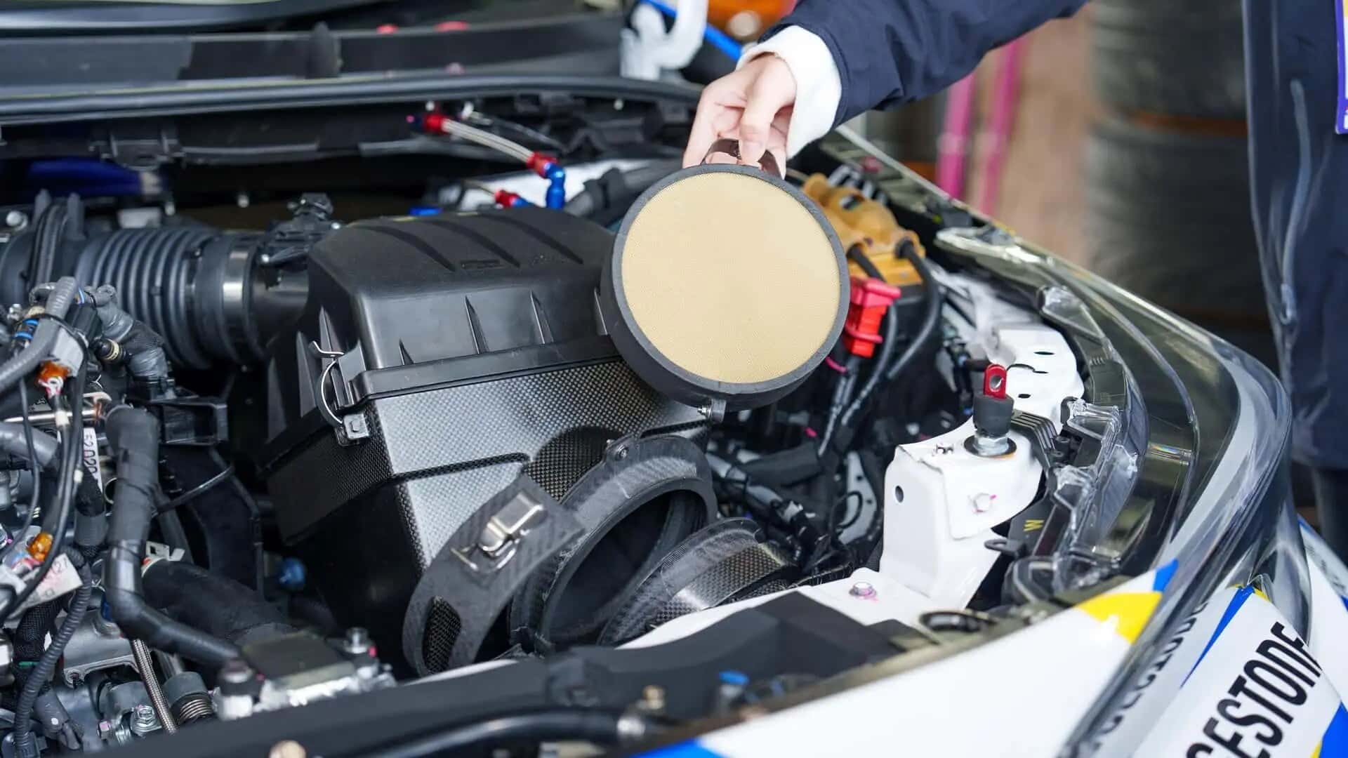 Toyota a construit un moteur capable de capter le carbone de l'air