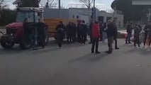 Proteste di agricoltori e trattori crescono in tutta Europa