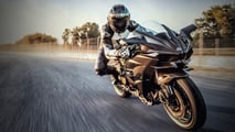 2024 Kawasaki Ninja H2R - Riding