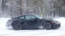 Porsche 911 Non-Turbo Facelift Side View Spy Photo