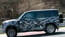 Land Rover Defender SVR Seitenansicht Spion Foto
