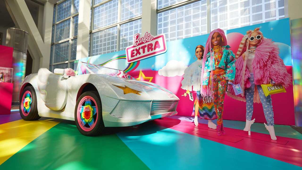 Fiat 500e, la Extra Car di Barbie a grandezza reale