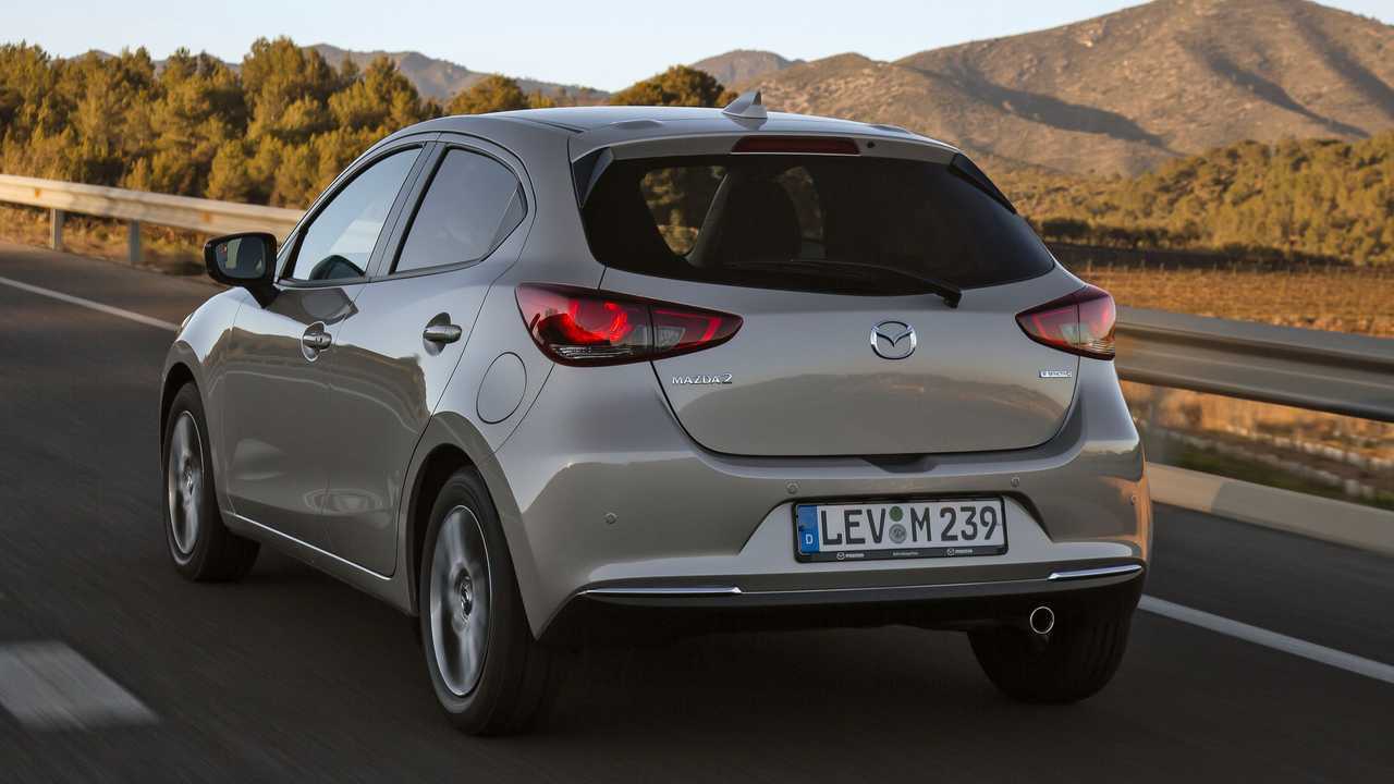 Mazda2 2022