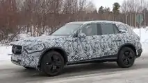 Mercedes GLC (2023) auf neuen Erlkönigbildern