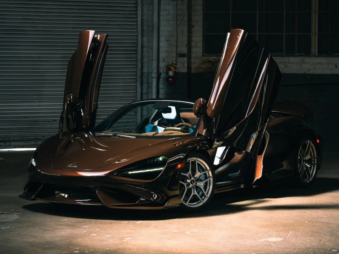 McLaren Beverly Hills shows off an MSO Metallic Cocoa McLaren